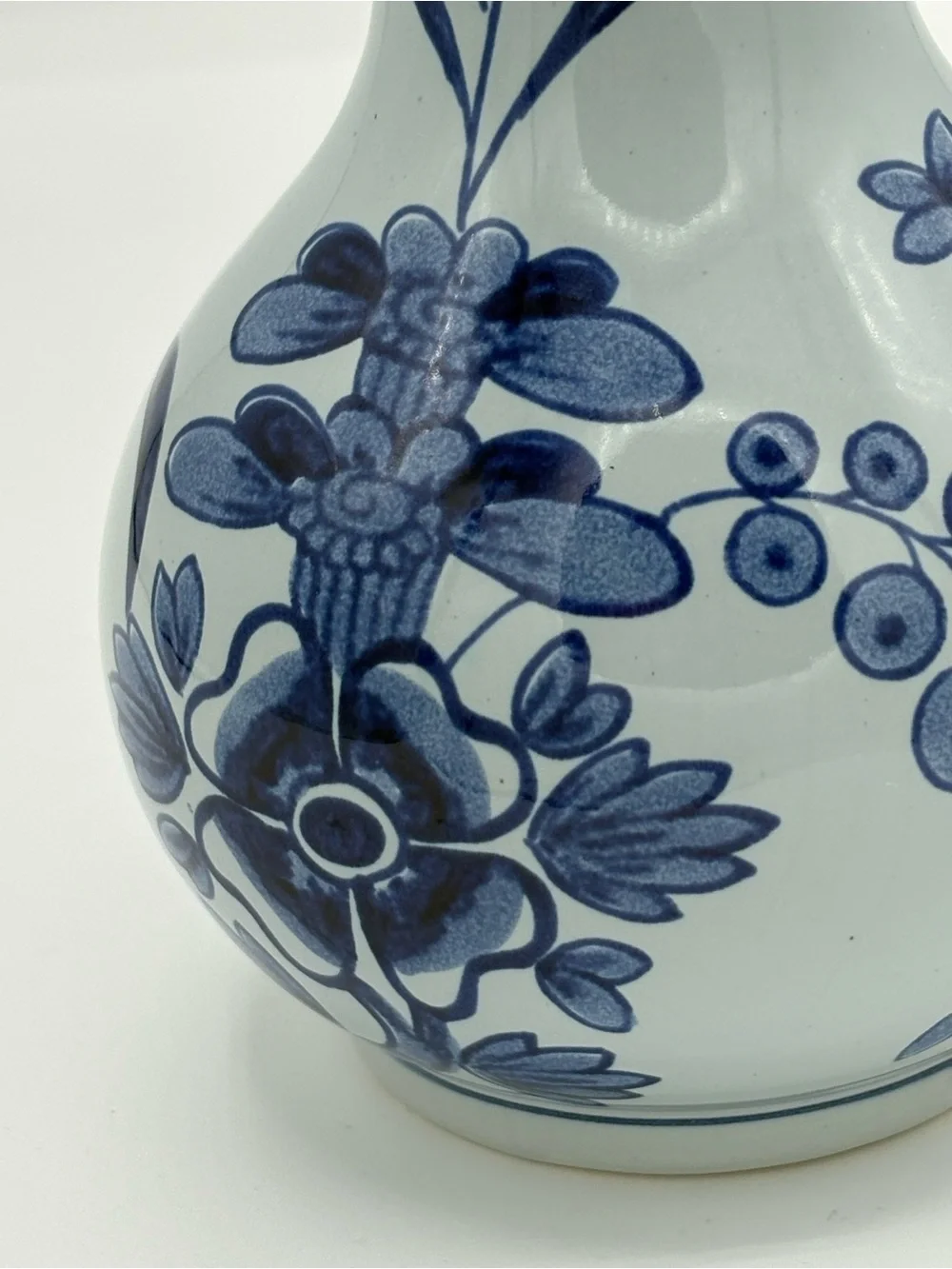 Vintage Delft Style Blue & White Floral Butterfly Ceramic Bud Vase 5”